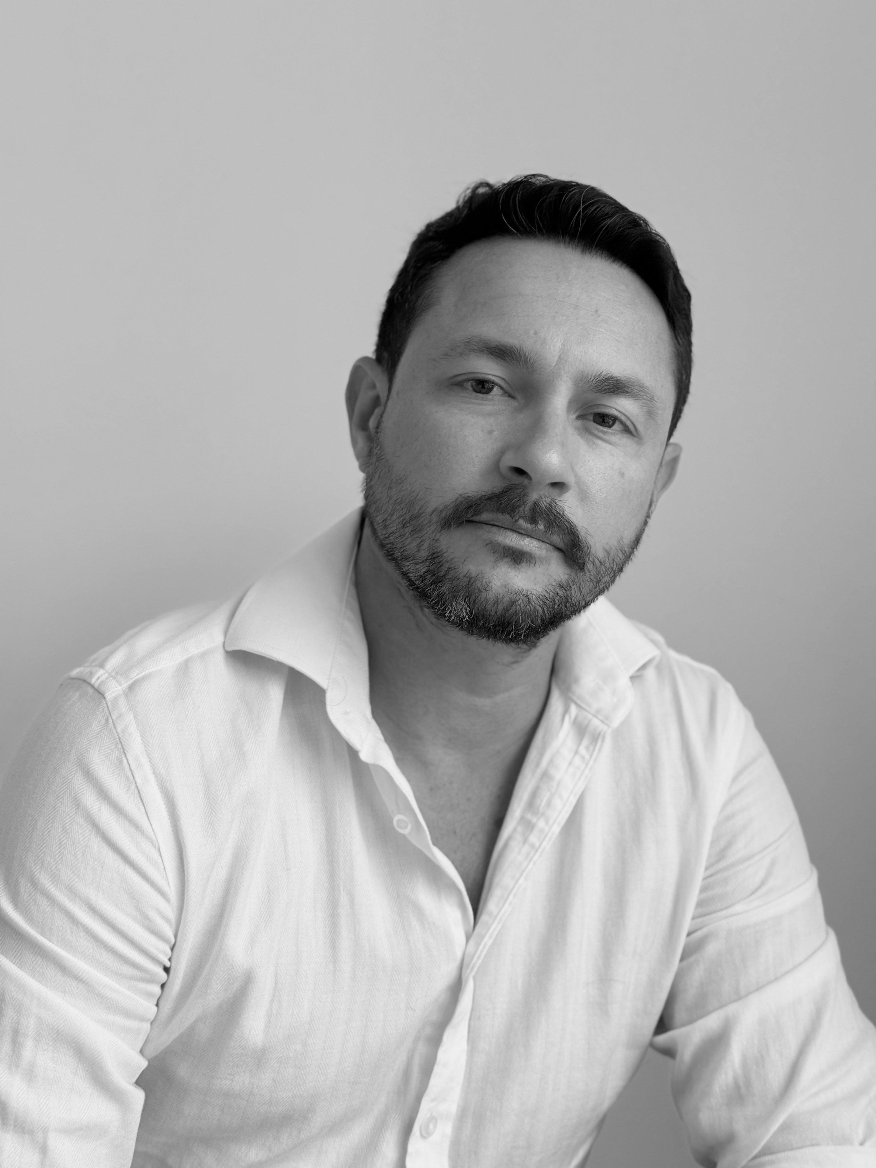 Portrait of a men with a beard